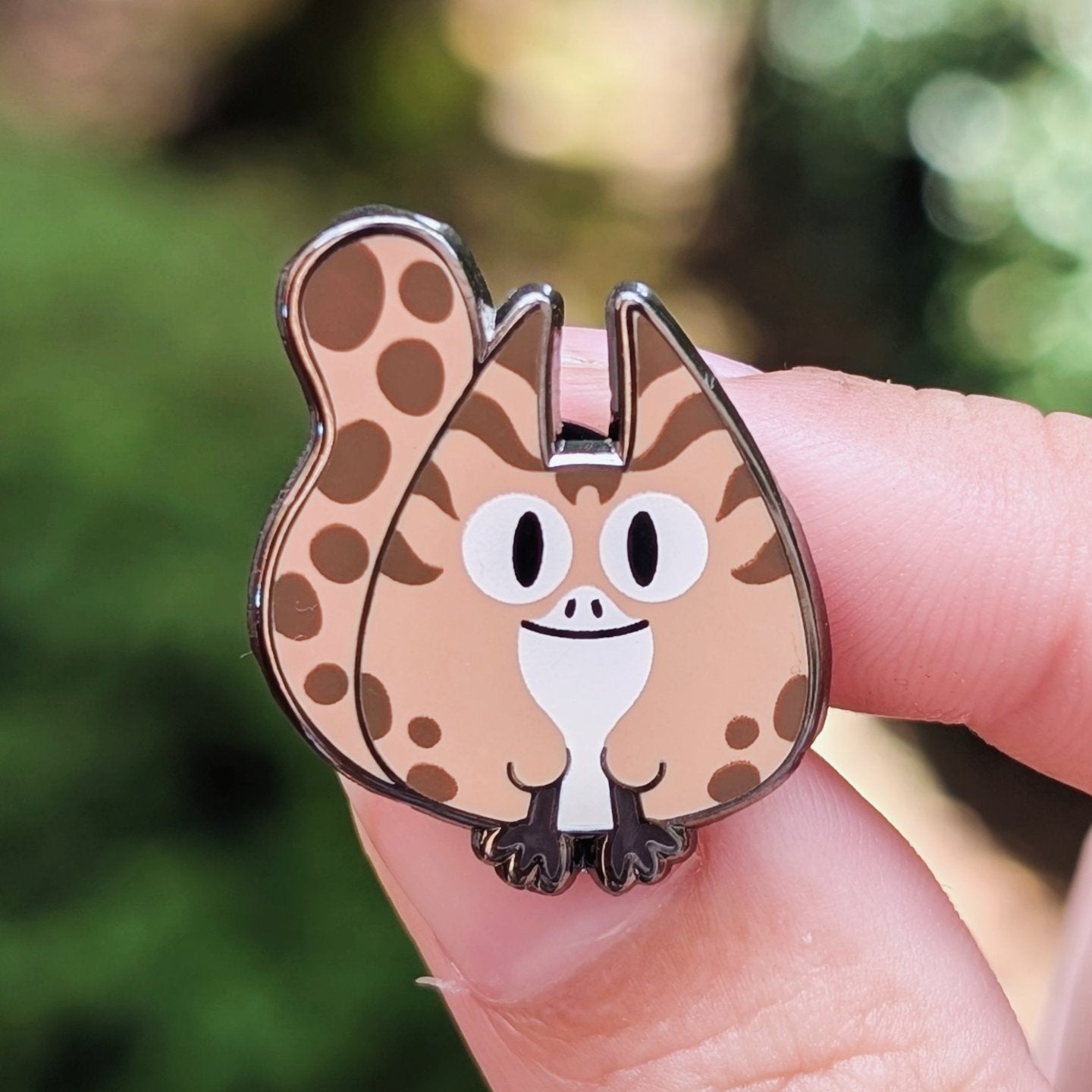 Rebel Girl Sweet Kitty Pin