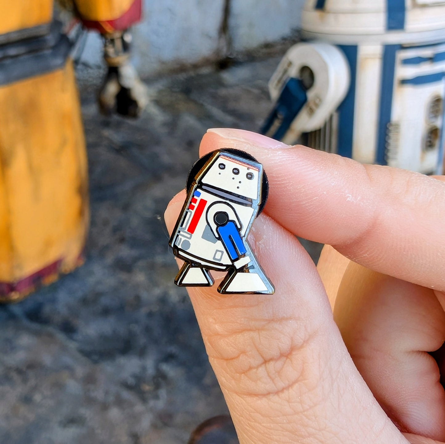 Mini ArFive Robot Pin