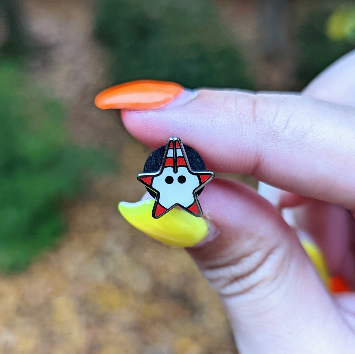 Micro Star Doll Pin