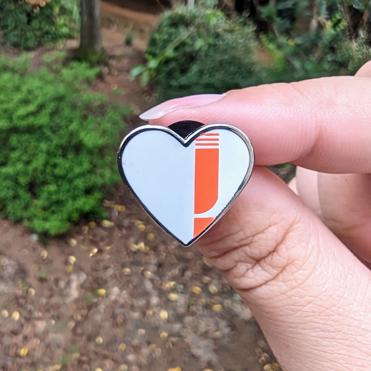 Prisoner Heart Mini Pin