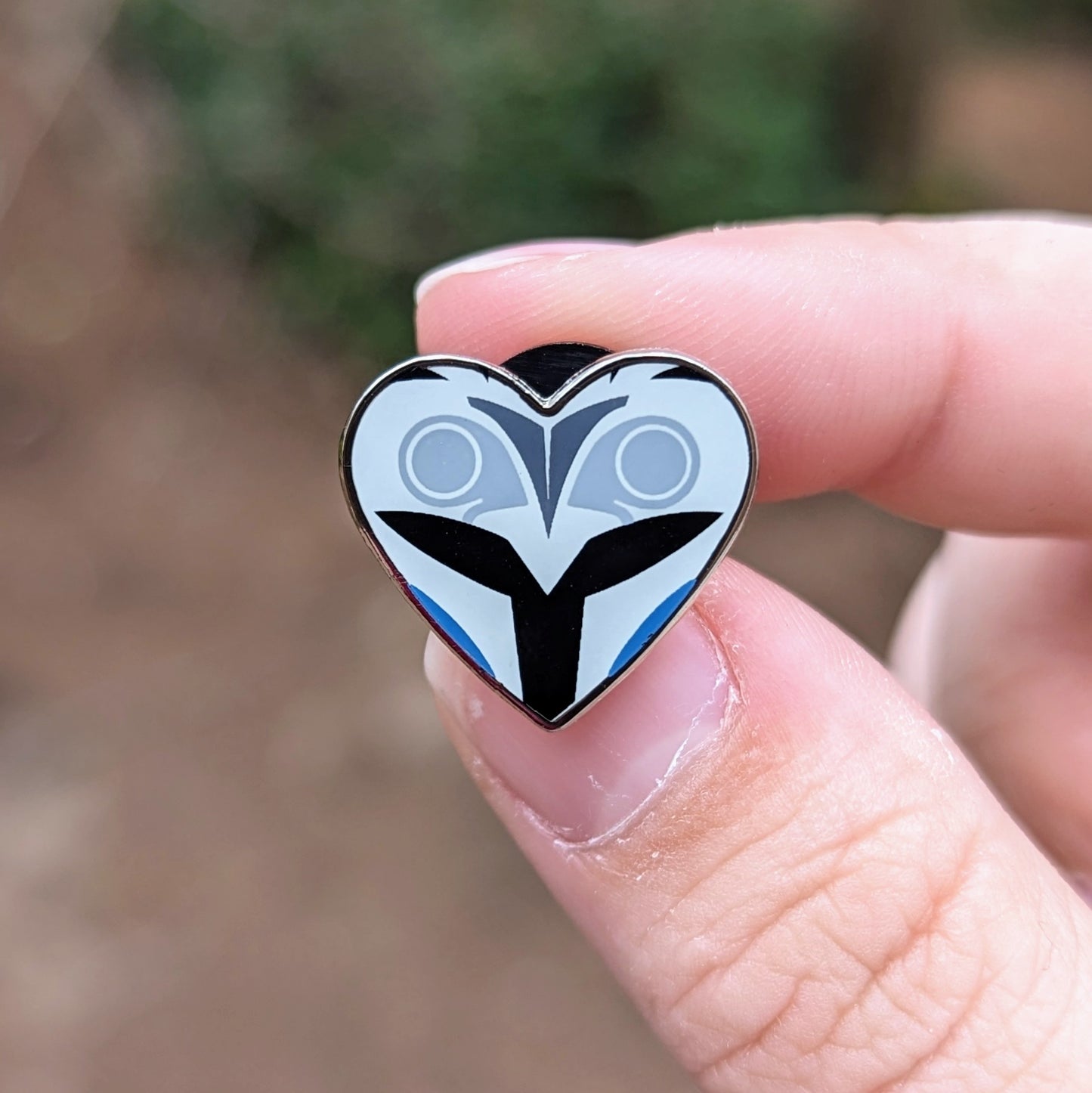 Mandoverse Heart Mini Pins