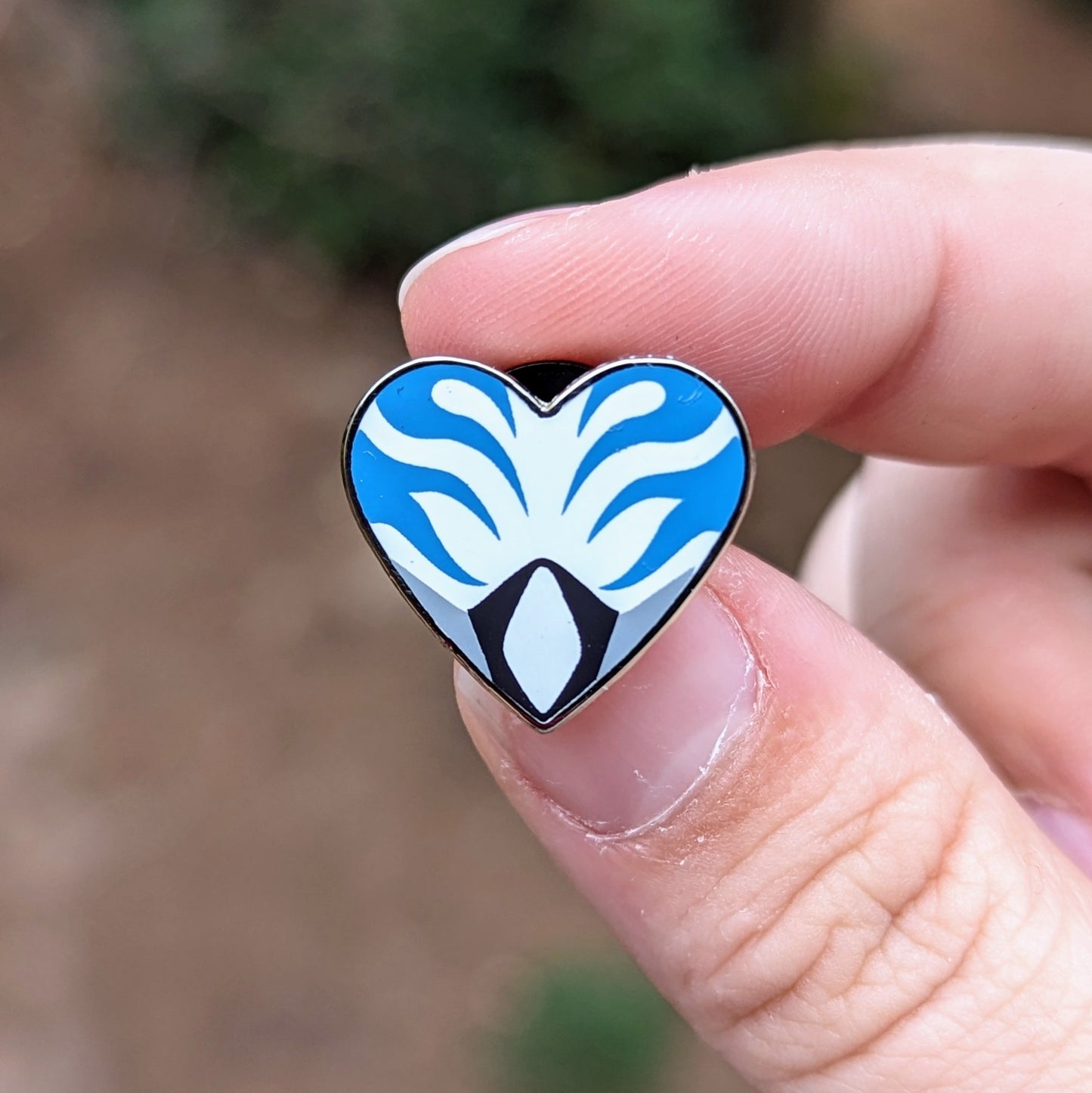 Mandoverse Heart Mini Pins